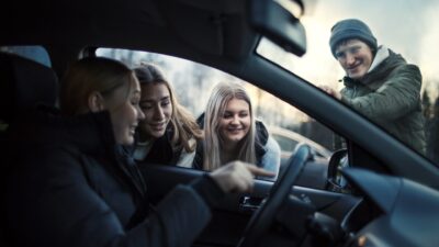 Vuonna 2025 nuoria matkustajia on menehtynyt yli kaksinkertainen määrä edellisvuoteen verrattuna. Kasvu on huomattava myös viiden vuoden keskiarvoon verrattuna.