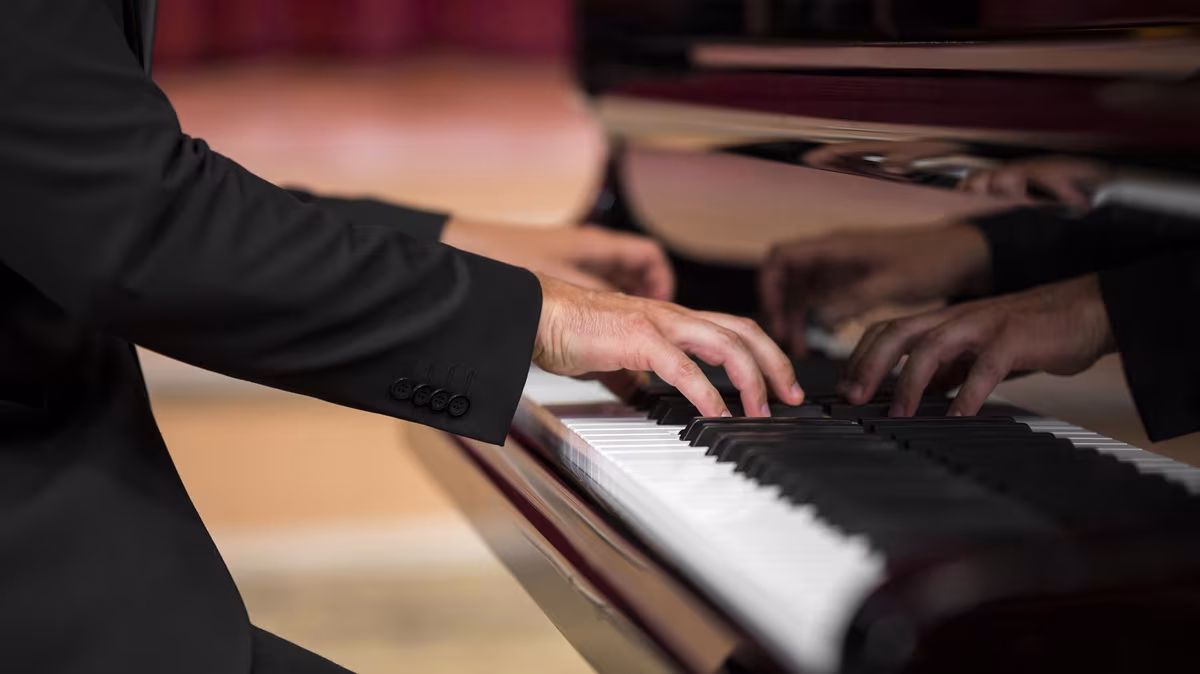 Yhteisvastuun hyväksi musisoidaan Lehtimäen kirkossa 15. helmikuuta. Kuva: Freepik.