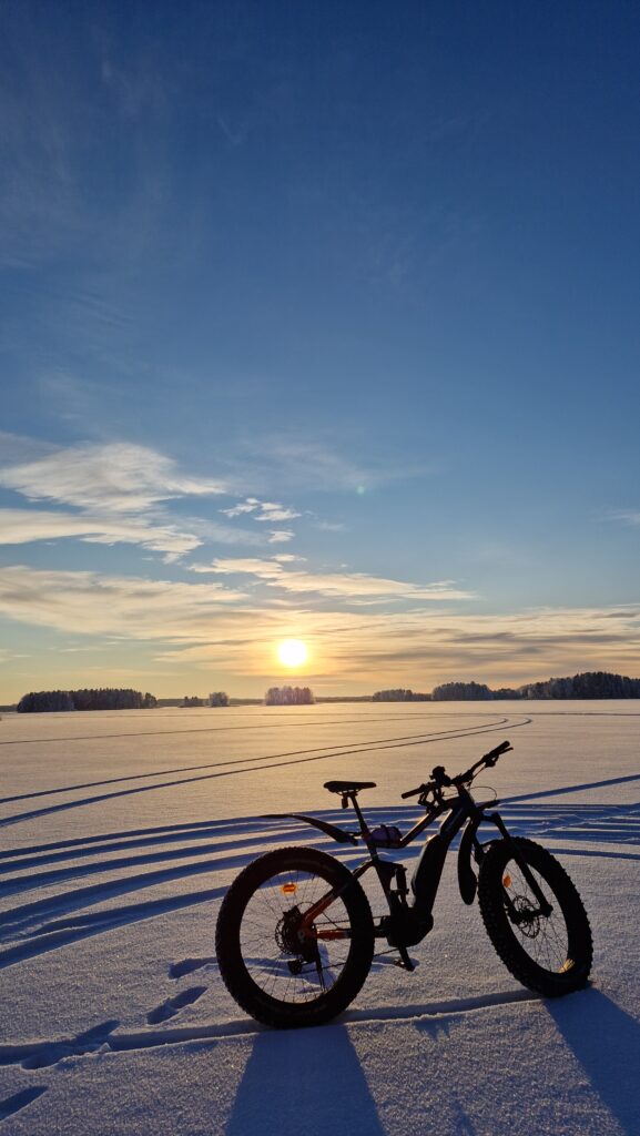 Jää tuo oman elementtinsä lähiluonnosta nauttimiseen. Kuva: Riina Luomansuu.