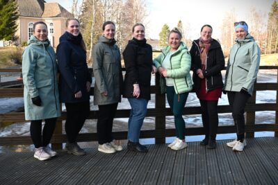 MLL Vimpelin hallituksesta kuvassa Elisa Herrala (vas.), Eveliina Pajuoja, Jenna Liikala, Anne Kivinen, Emmi Pippola, Jaana Ylipekka ja Laura Nelimarkka.