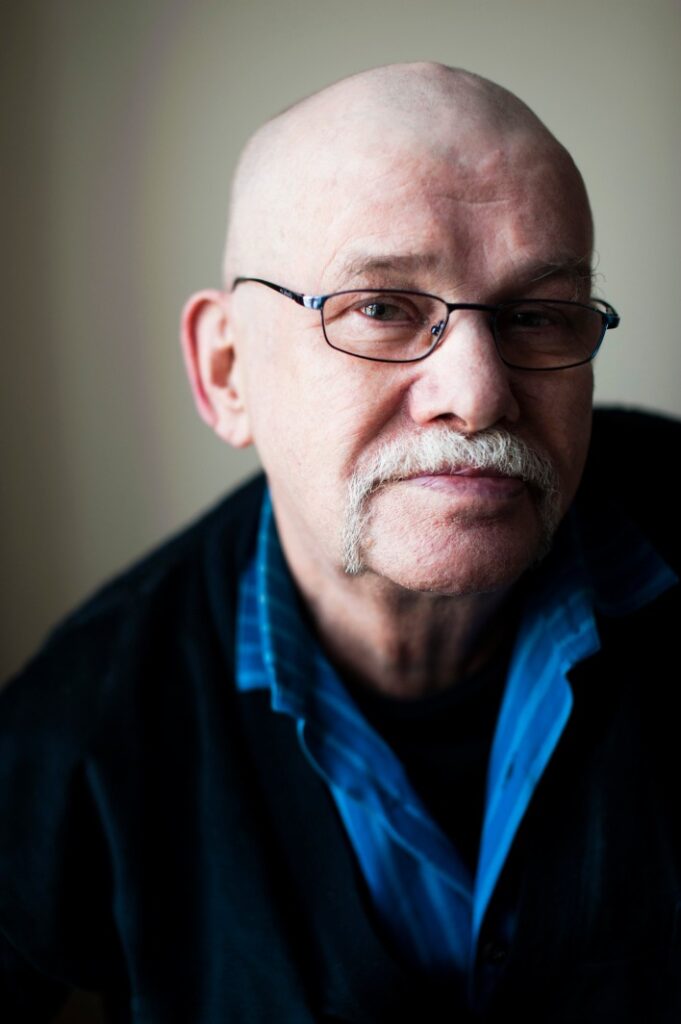 Pekka Kejonen (1941–2020) oli aforististen runojen mestari. Kuva: Veikko Somerpuro/WSOY.