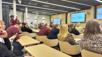 Kauhavan lukion tulevaisuudesta käytiin aktiivista keskustelua kaupungintalolla.