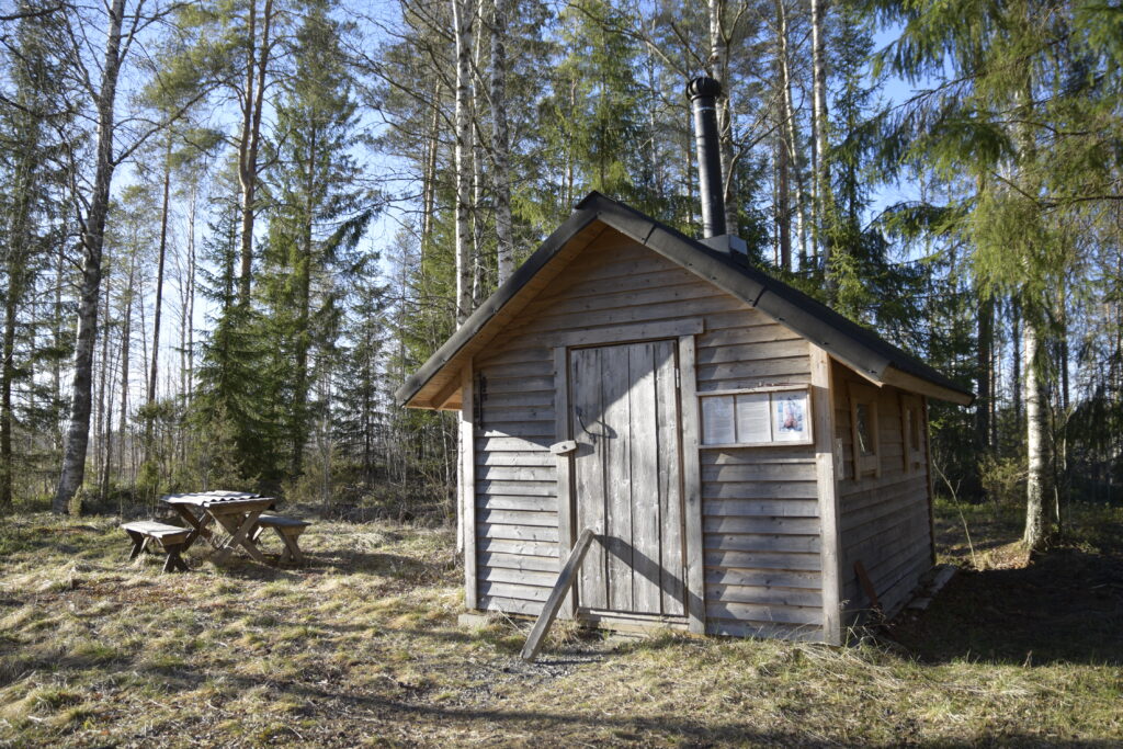 Kuva 5 Mökki