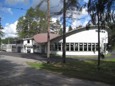 Kesäasukasiltaa vietetään perjantaina 26. kesäkuuta kello 17.30 alkaen.