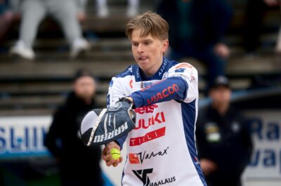Ville Soini nousi ratkaisijaksi Veto-Manse PP -ottelussa. Arkistokuva: Santeri Viinamäki.