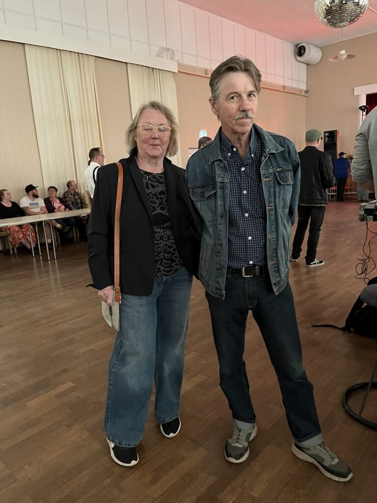Kortesjärveläiset Olli ja Tuija Kangas ovat kiertäneet blues- ja jazztapahtumia eri puolilla Suomea.