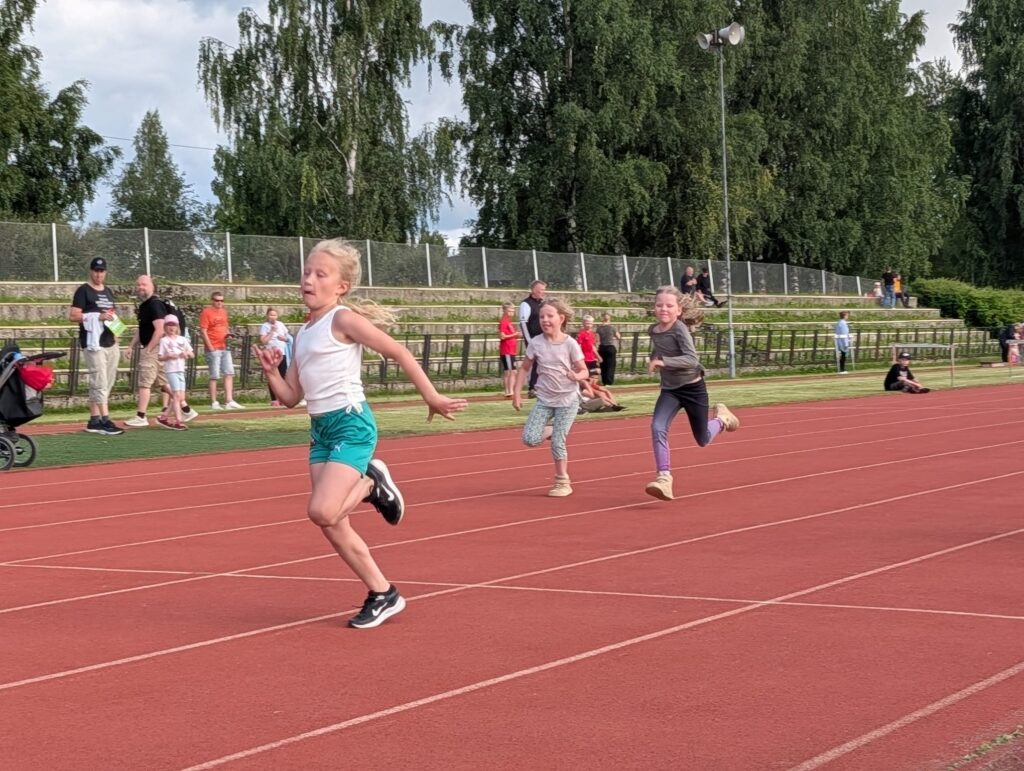 Lappajärvi Poppi-kisat Täysillä mennään!