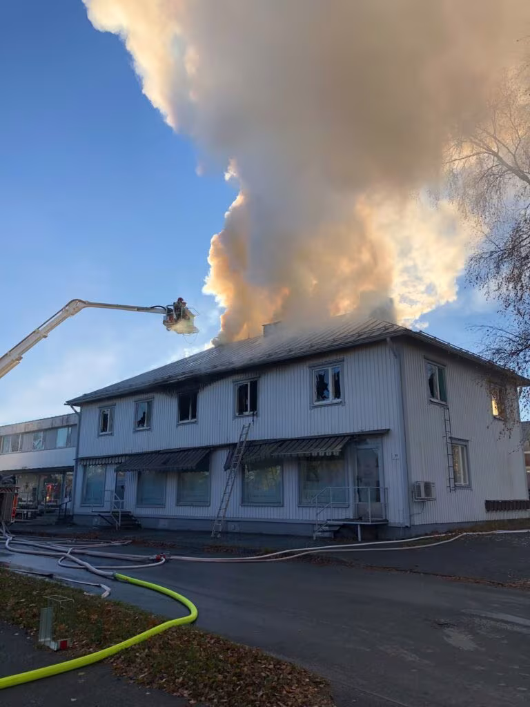 Lappajärven keskustassa palaa.