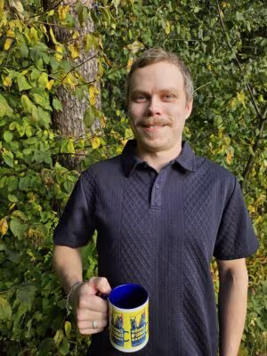 Kirjailijakuva Mikko Valkeinen