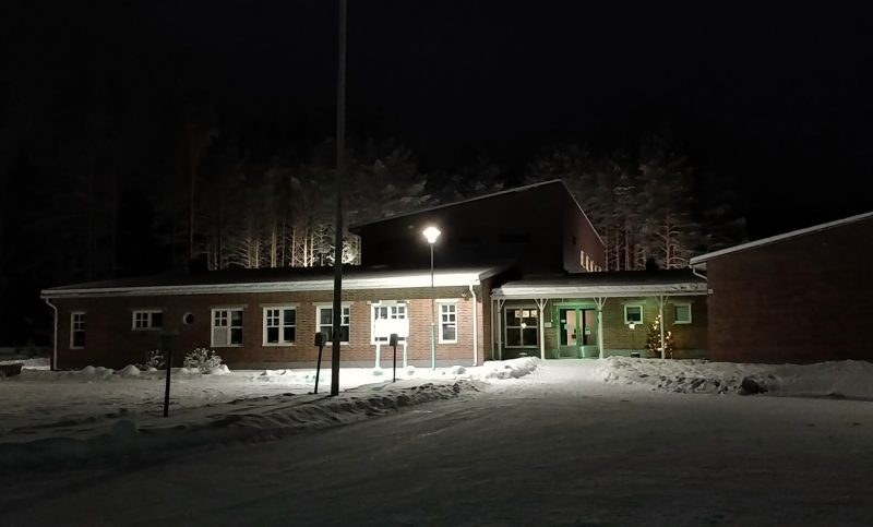 Lakaniemen koulu tulee myyntiin. Arkistokuva: Eija Pippola.