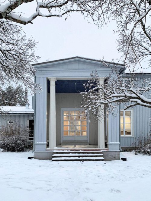 Villa Väinölä talvisena(1)
