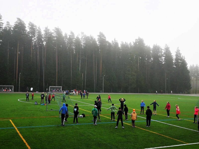 Alakoulun yleisurheilukisat kisattiin Kortesjärvellä.