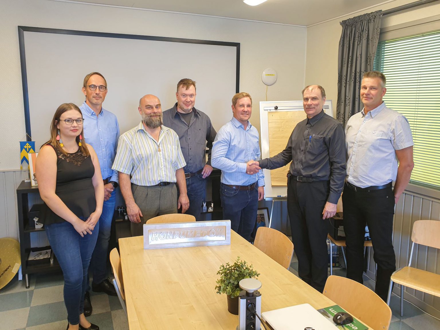 Vimp tikli group.jpeg