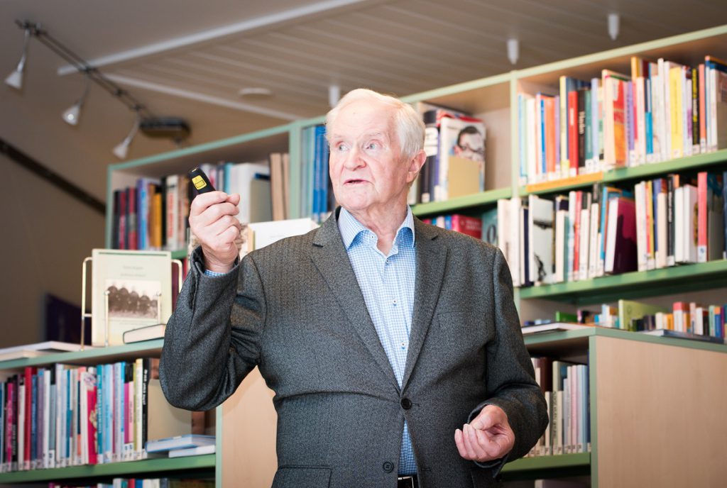 Kortesj hyvinvointiyhteiskunnan rakentajiksi.jpg