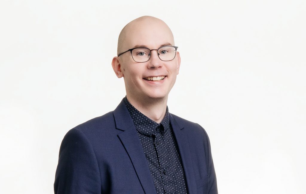 Kari laasasenaho vaaka.jpg