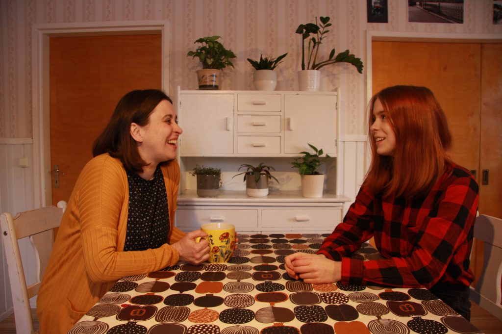 Kati keski maenpaa ja alina kuvaaja markku keski maenpaa.jpg