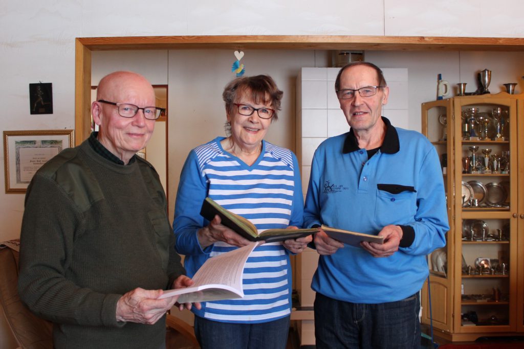 Sotapaivakirja 1.jpg