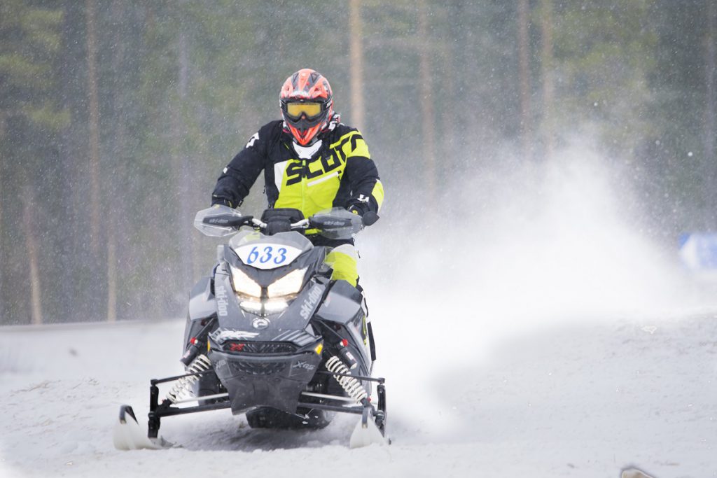 Nettiin moottorikelkat1.jpg